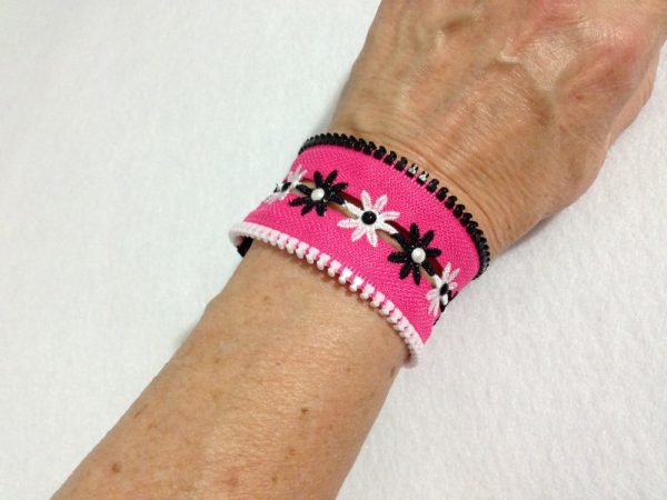 Think pink bracelet