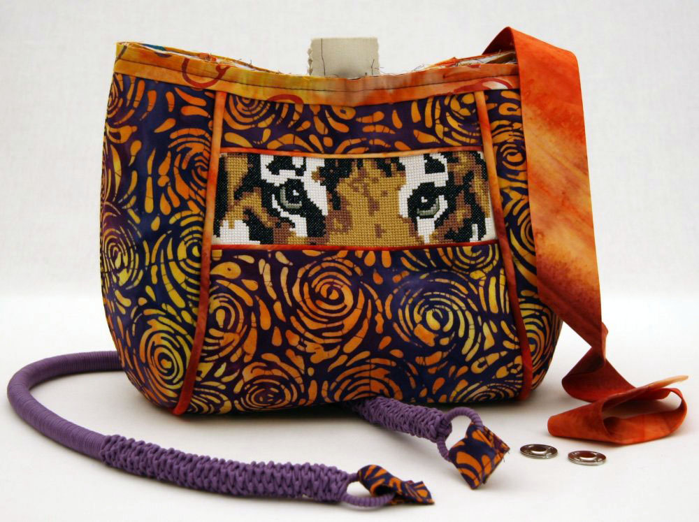 The Eye of the Tiger by New Vintage Handbags