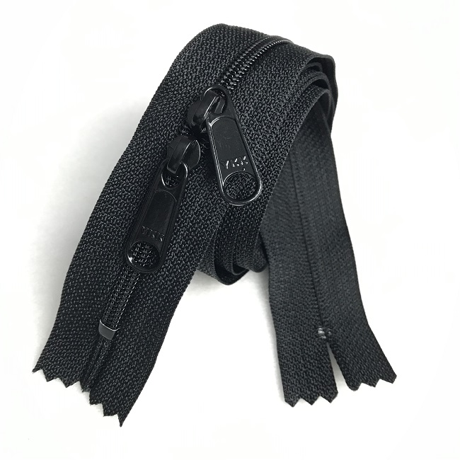 YKK #5 Coil 2-Way Separating Zipper - 40 inch - Black